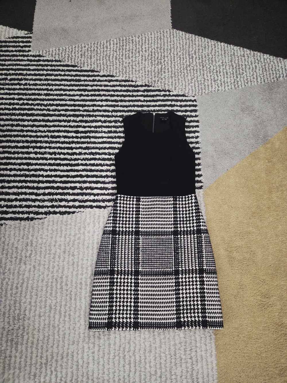 Theory Black Sleeveless Plaid A-Line Skirt